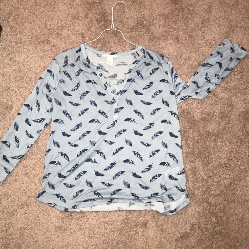 H&M feather tee